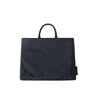 2020 new fashion waterproof nylon material large capacity lightweight wearable business briefcase