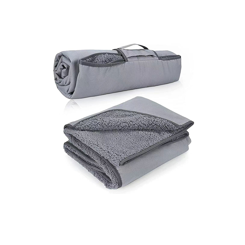 Outdoor thick camping blanket