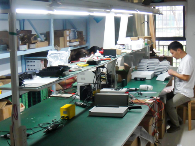 2014年2月，廖伟先生在武汉创立伟利德科技。截至10月，已研发出9项专利产品，奠定了技术基础。