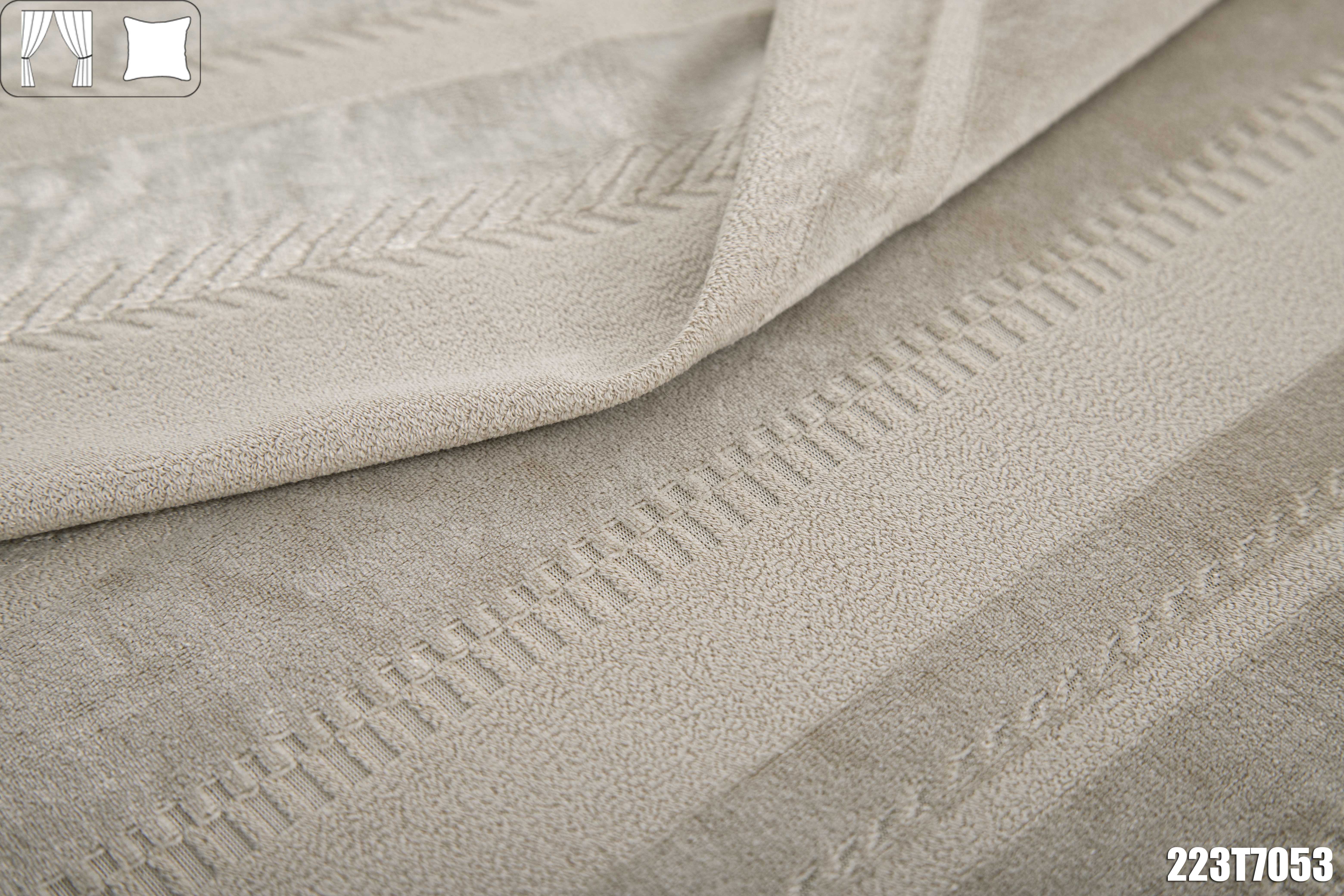 223T7053