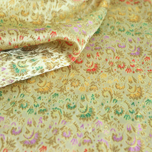 RT-2072 brocade 90 / 114 / 145cm