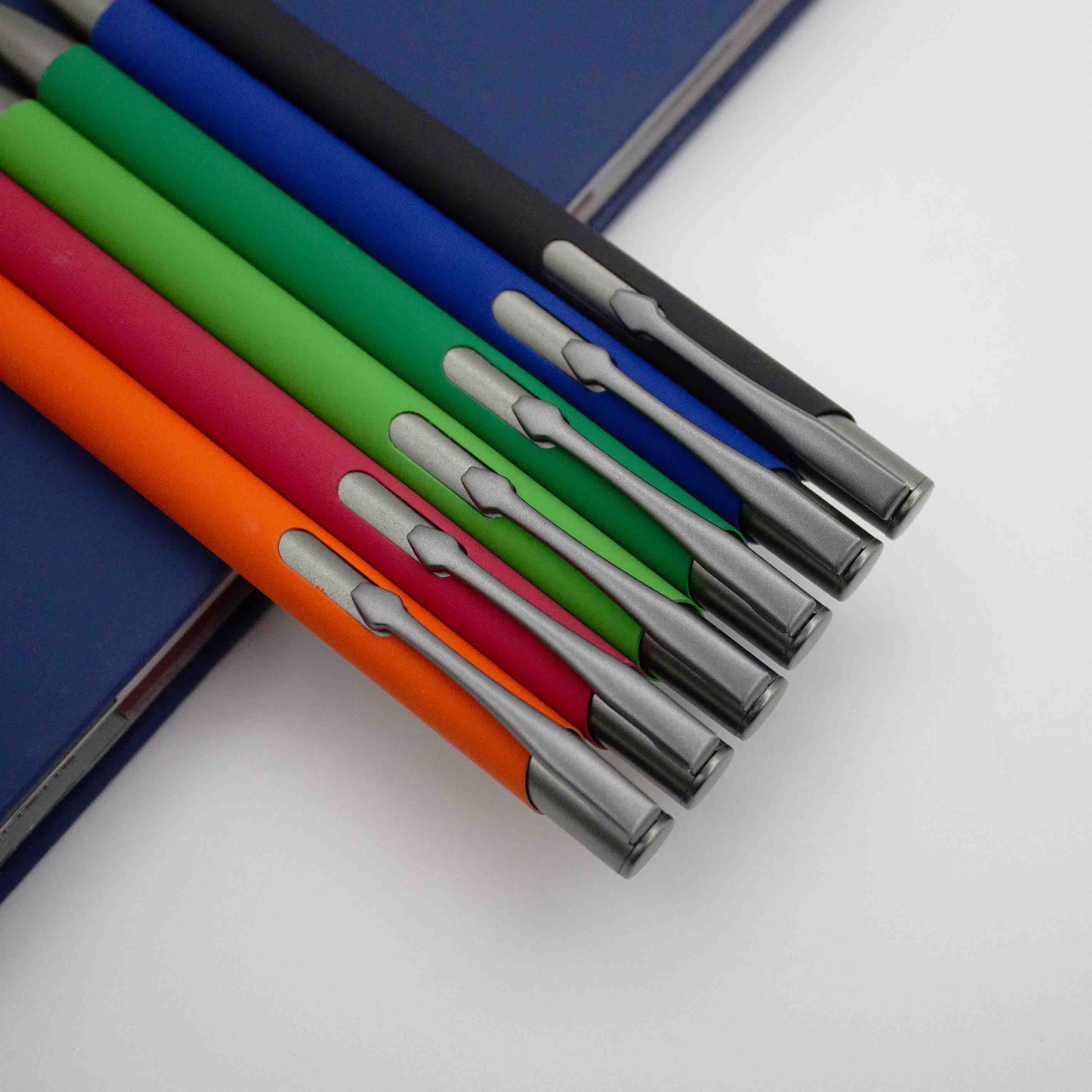 M09028GUNMETALTRIMS-4