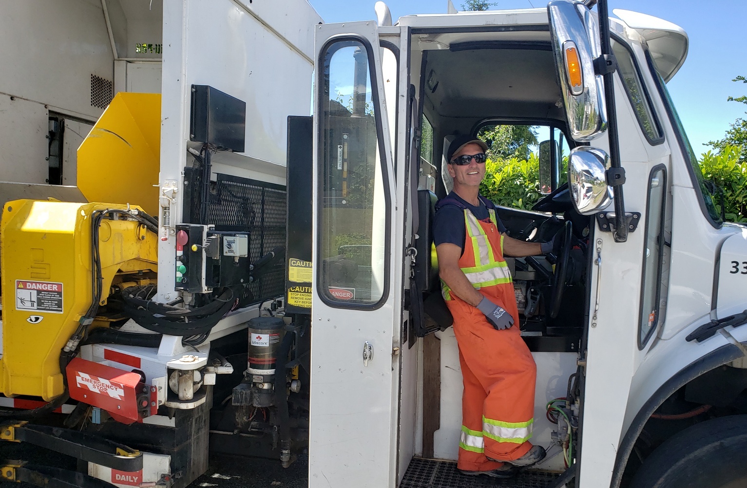 Powell River 路边收垃圾时间安排