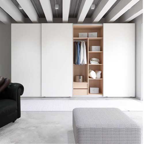 White lacquered sliding door Bedroom closets