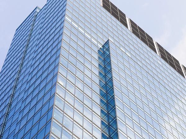 Unitized curtain wall system