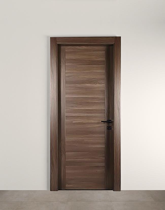 Walnut Veneer Door with Mixed Grain