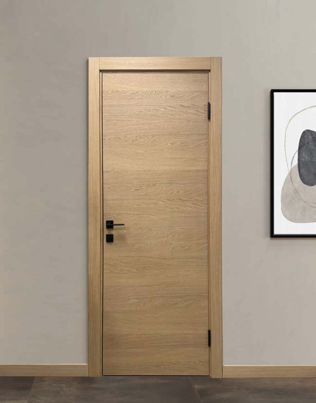Natural Oak Flush Door with Crown Grain