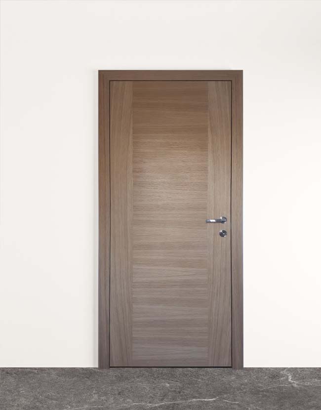 Oak Veneer Door with Mixed Grain