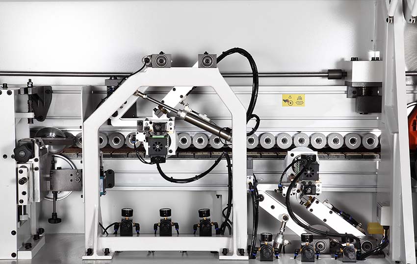 Contour corner trimming