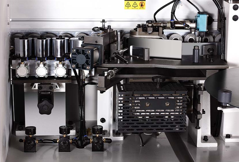 Gluing and edging unit