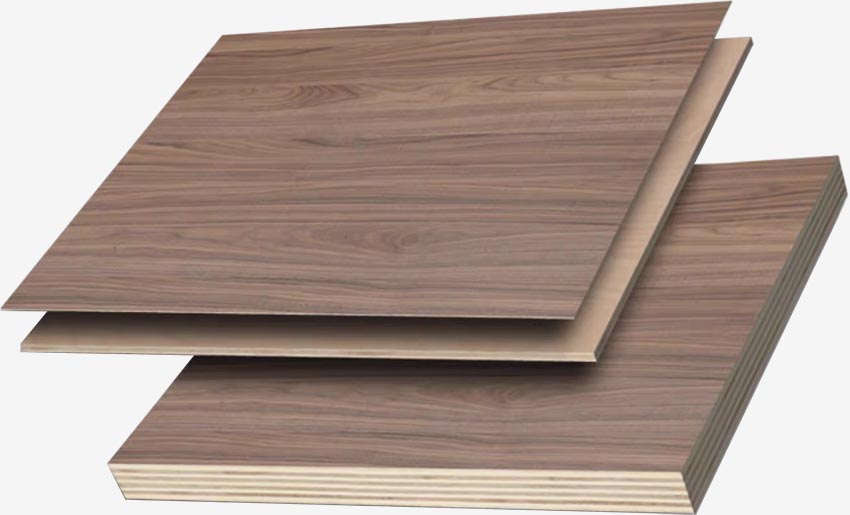 Plywood with natural veneer