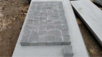 Hainandarkbluestonecobbles-1