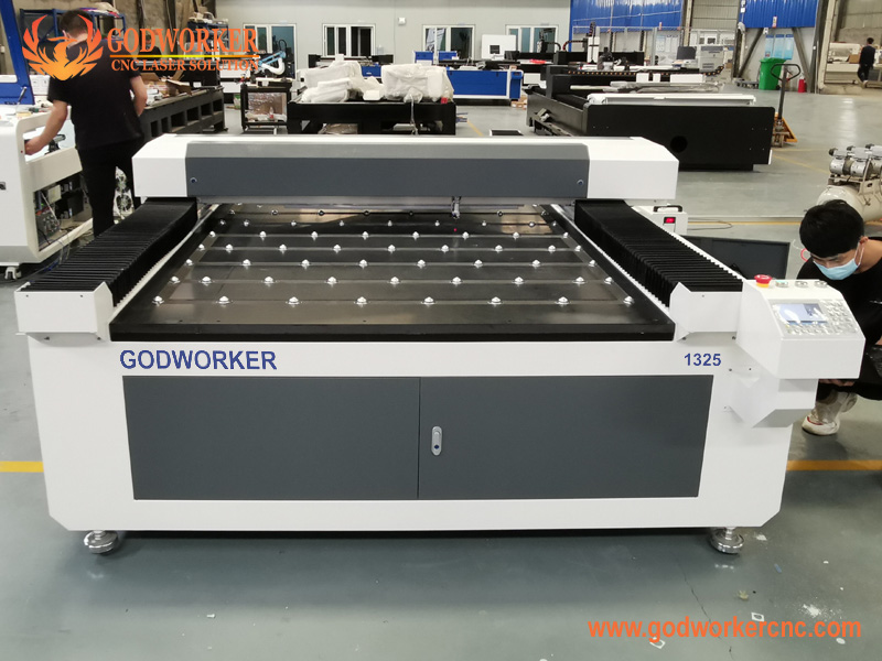 Reflective Making Machine Glass mirror laser engraving machine-Jinan Godworker Machinery Co.,Ltd