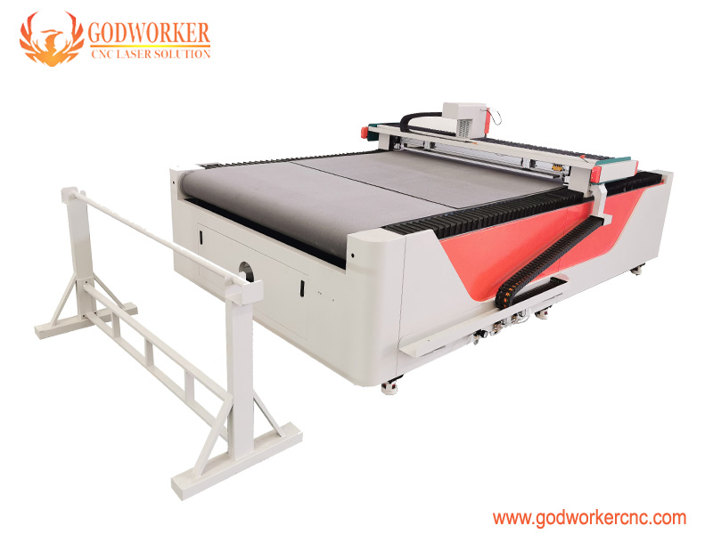 AutomaticOscillatingKnifeCNCCuttingMachineforsofaspongecarseat