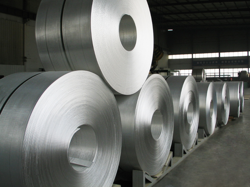 3-bigaluminumfoilroll