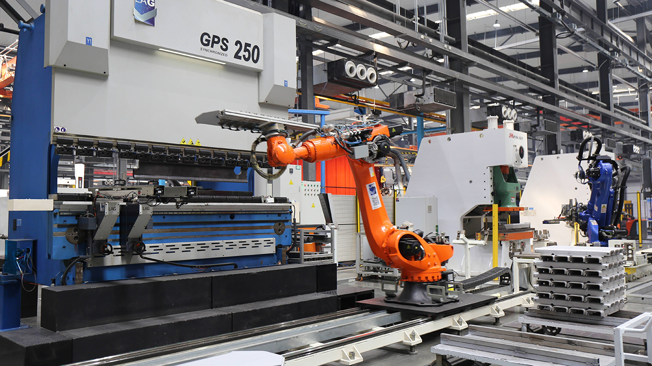 机器人钣金折弯流水线