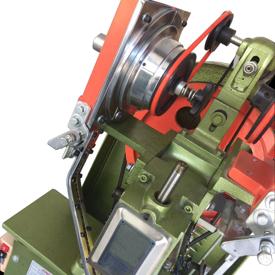 9380916396_1467978695