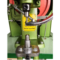 9618276555_1467978695