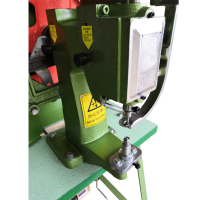 9643744156_1467978695