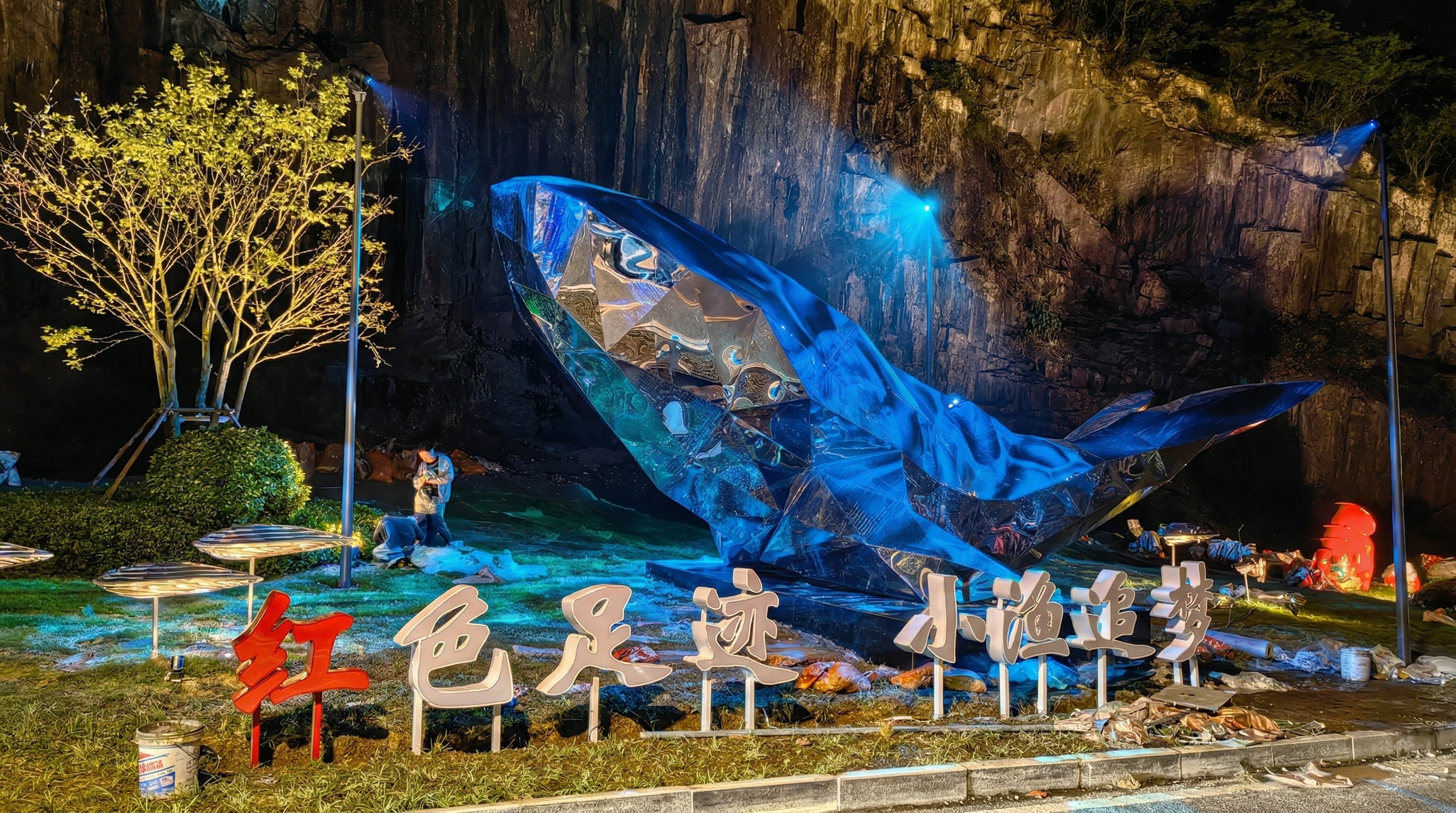 LED landscape mood lighting for hotel garden & pathway project thumb 2