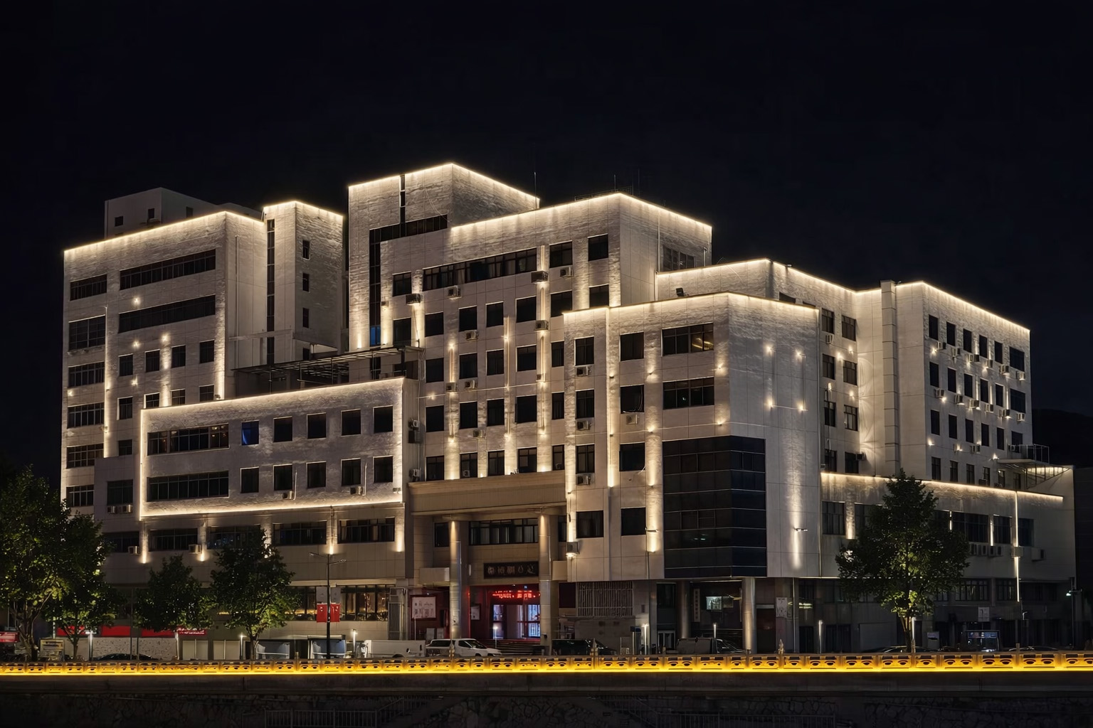 Jinyun Old Town waterfront renovation and architectural facade lighting project