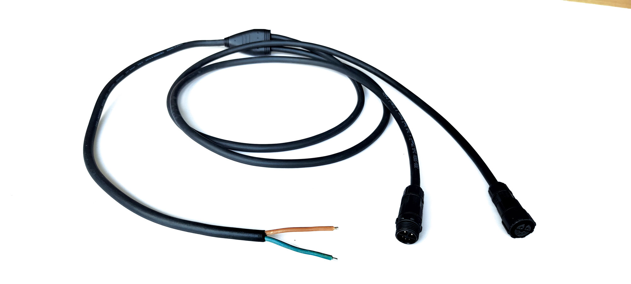 Y type mid-run power feed cable