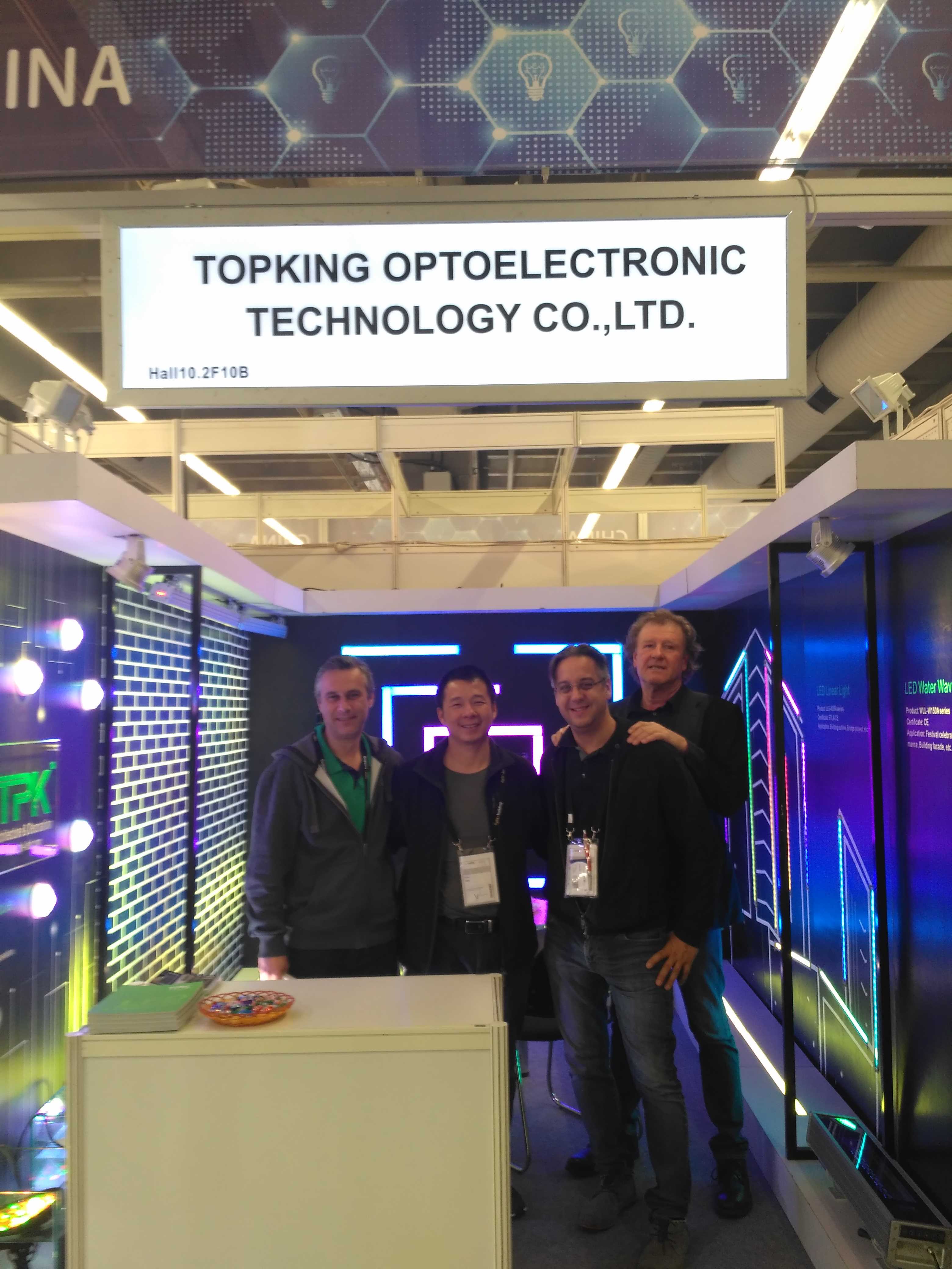 Showcasing high-quality LED optoelectronics to international architects