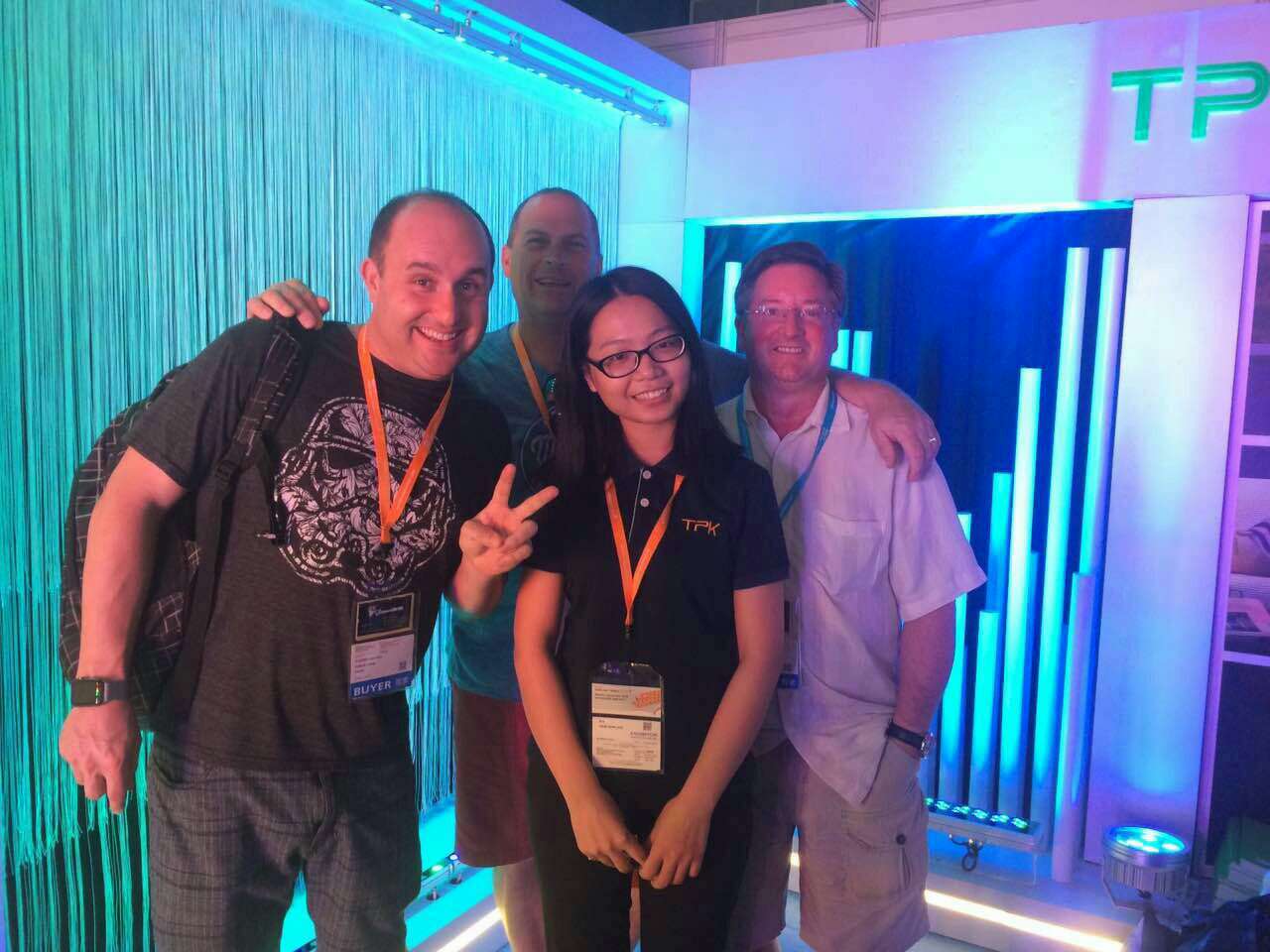 Showcasing high-efficiency LED facade lighting integration and structural mounting