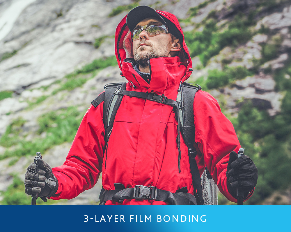 Innovative triple-layer construction with multiple texturized hand options.