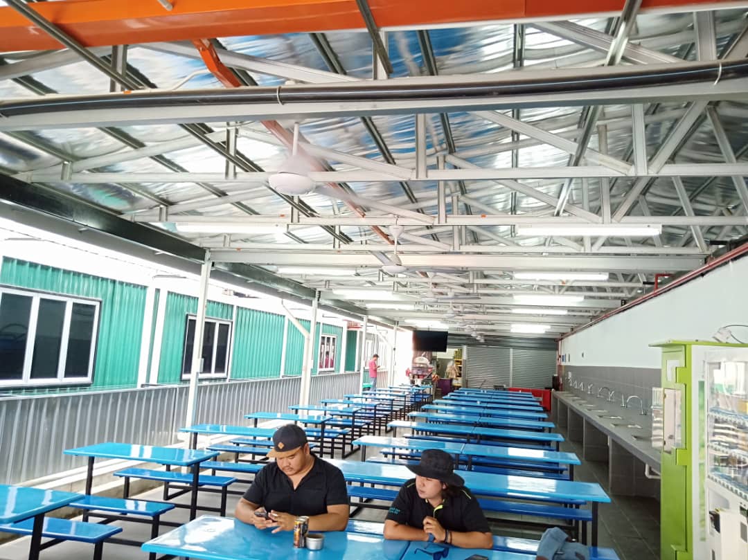 3. The exclusive canteen can accommodate 500 people at the same time, fully meeting the needs of large-scale personnel;  4. Customized design + senior installation instructors are on-site to provide full technical support, so that each project has exclusive adaptability and core competitiveness.