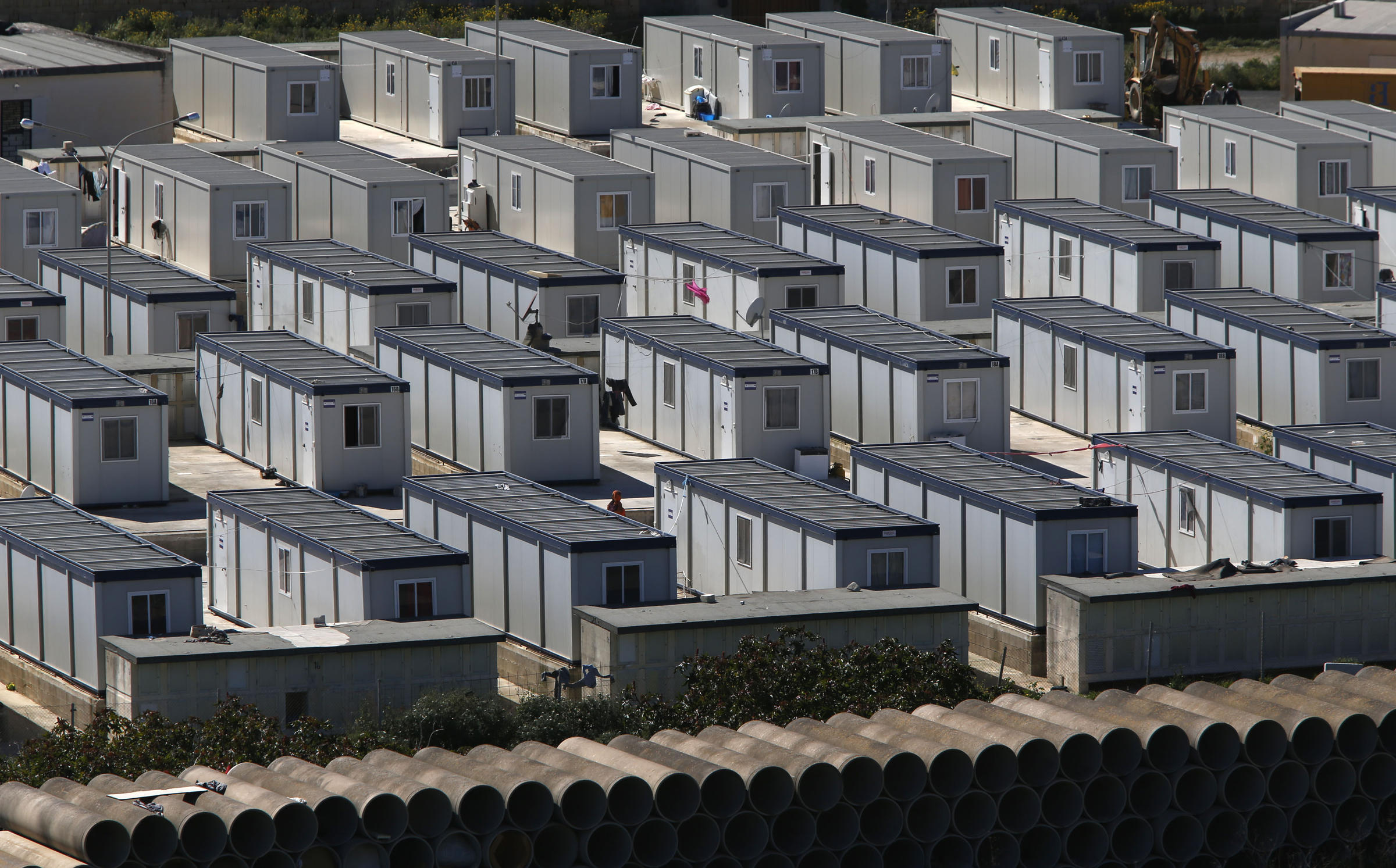 Spend 7 days build a 10000 units container refugee camp to support Turkey earthquake, the homeless people.