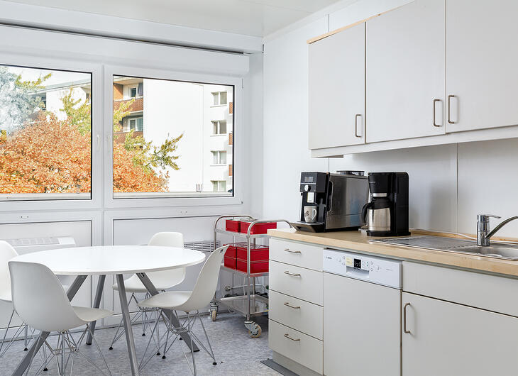 KITCHEN AND TOILET