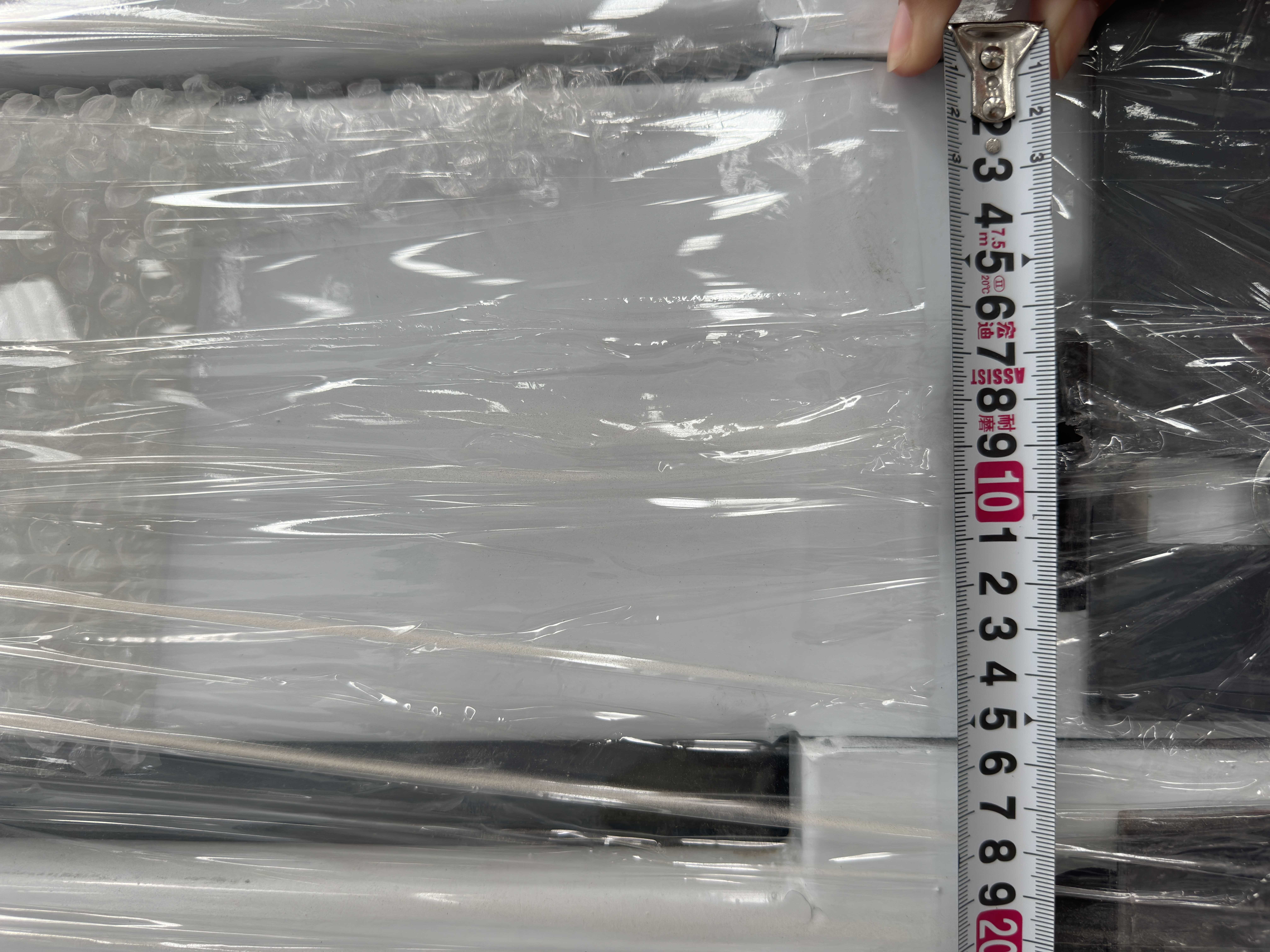 It can stack 3 floors