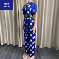 EuropeandtheUnitedStatesstyle2023summernewwomen'slargesizelooseleisurerounddigitalprintlace-upwide-legjumpsuit-13