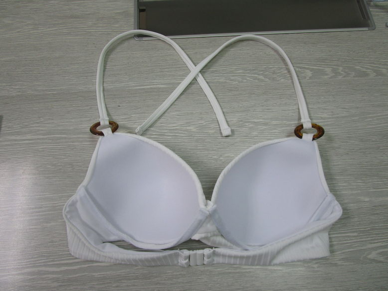 PE22003bandeau2