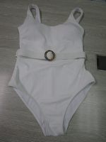 PE22003onepiece1