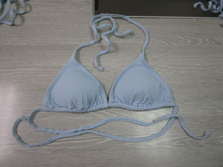 PE22013trianglebra1