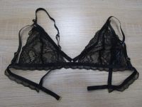609962Trianglebrapacking13
