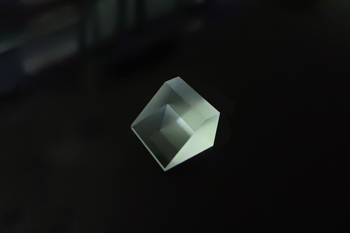 micro-prism-web