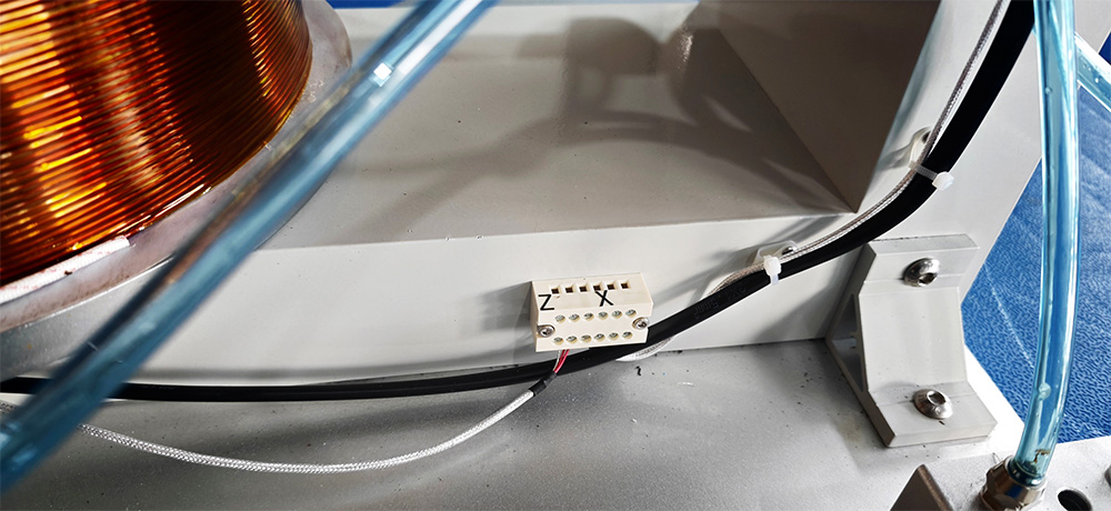DX-4MP-0506 Four-pole Water-cooled Electromagnet P3