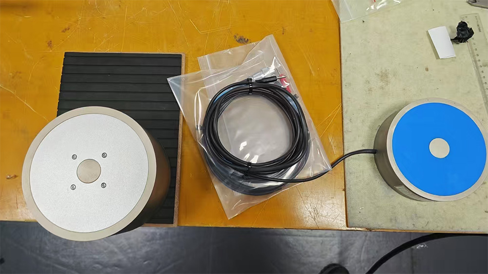 Custom Single-Pole Electromagnet P7