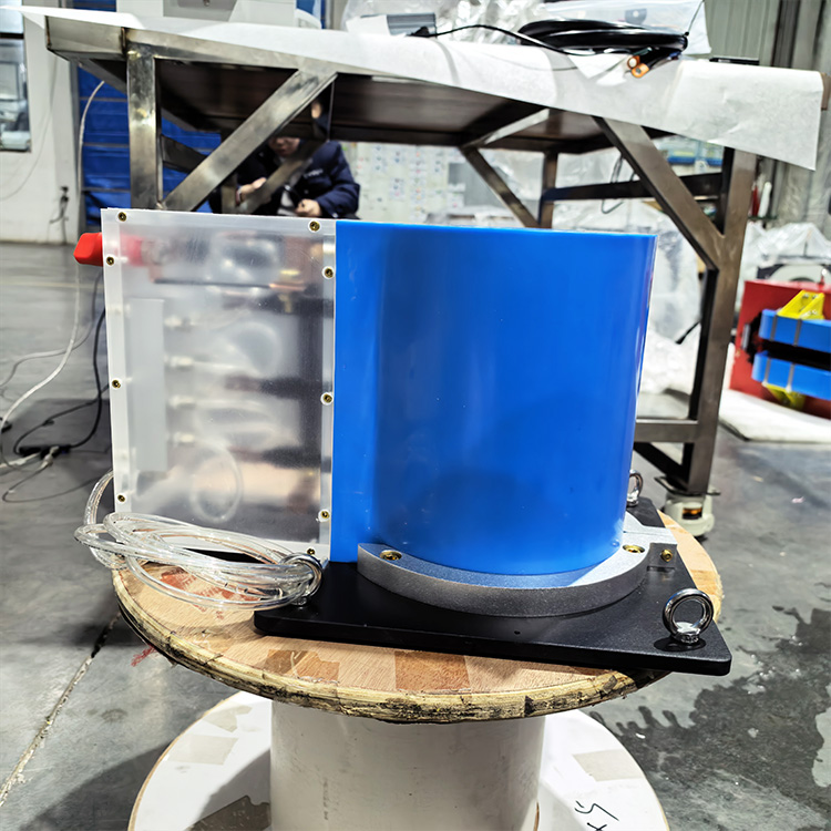 DXSL100-100 Water-cooled Solenoid p3