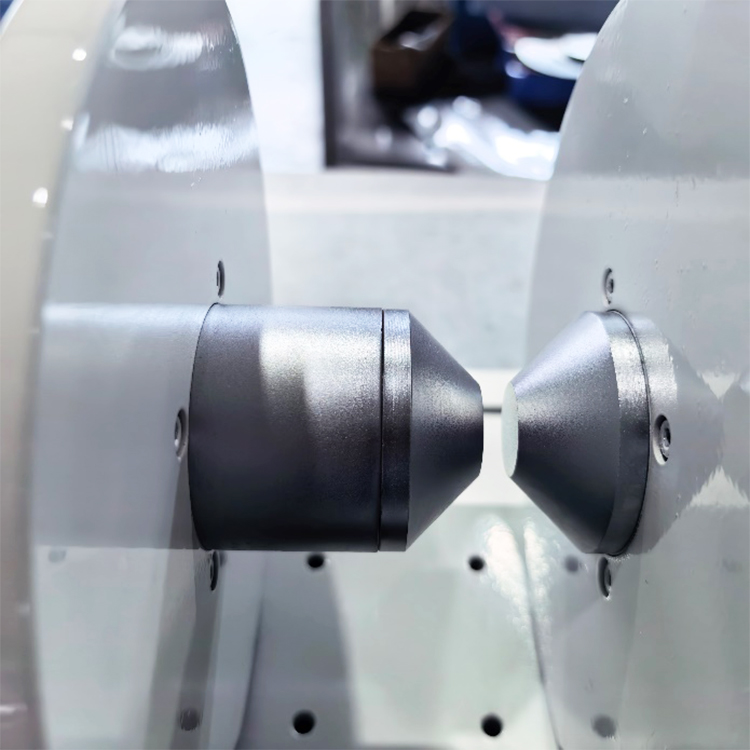 DXWDV-50W Water-cooled Electromagnet: Close-up of pole