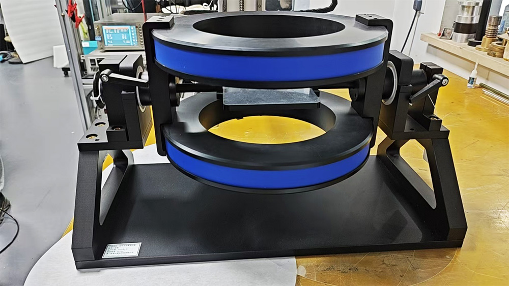 Custom Rotating Helmholtz Coil(B=10mT) P1