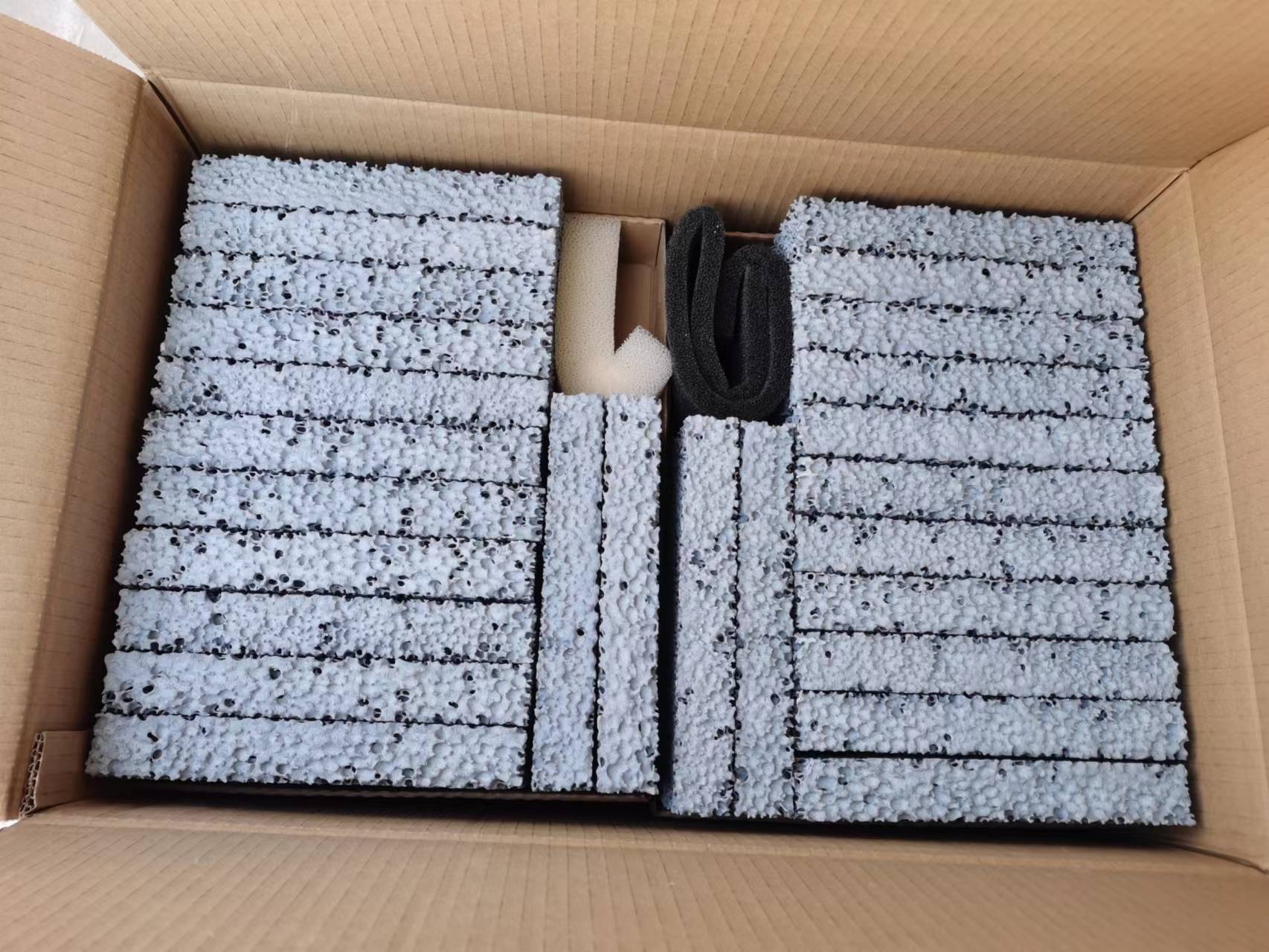 Zirconia ceramic form filter