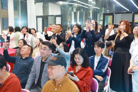 d2f4ef76c860639e5563592a6b585f4