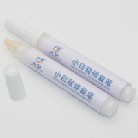 Small white shoe pen