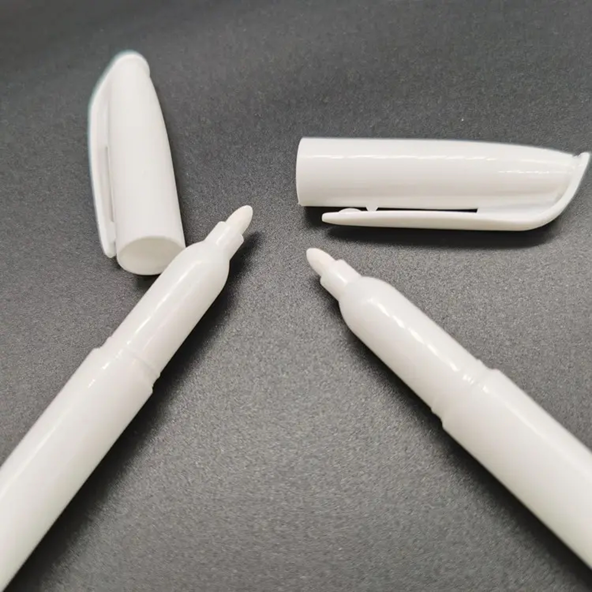 White chalk marker-3