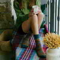 L-AVRID-RED-3-1200x_2000x