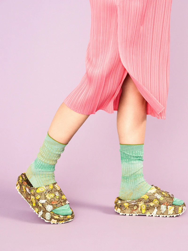 25d95d3f2a6242cd571415a33926ce2